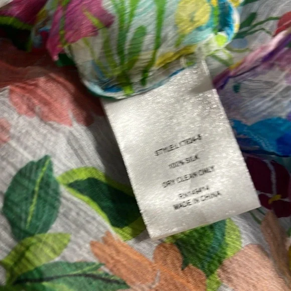 JADE Bunni from Johnny Was Floral silk blouse large - Picture 7 of 9